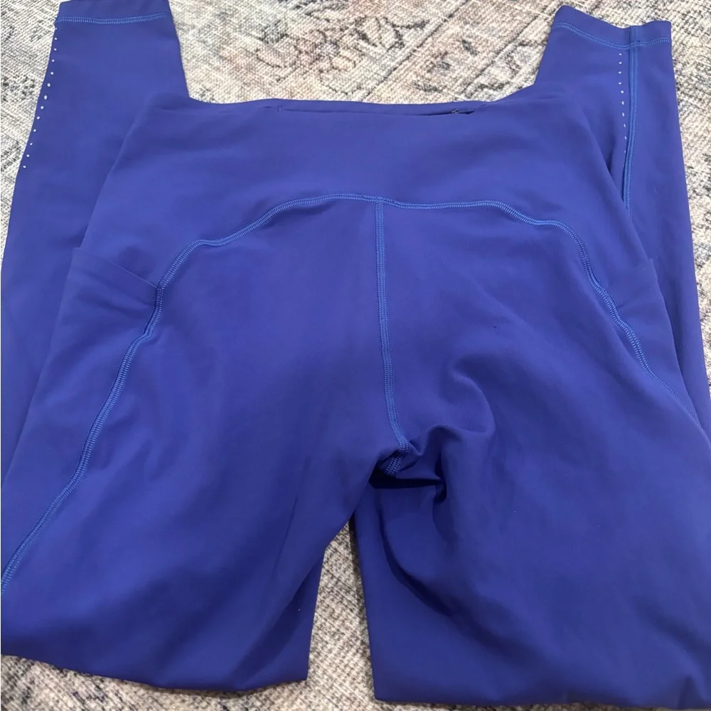 Lululemon Swift Speed HighRise Tight 28” SZ 6 Brushed Luxtreme Larkspur Like new - Picture 10 of 13